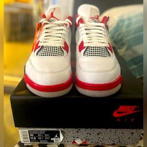 (2020) Air Jordan 4 Fire Red size 10